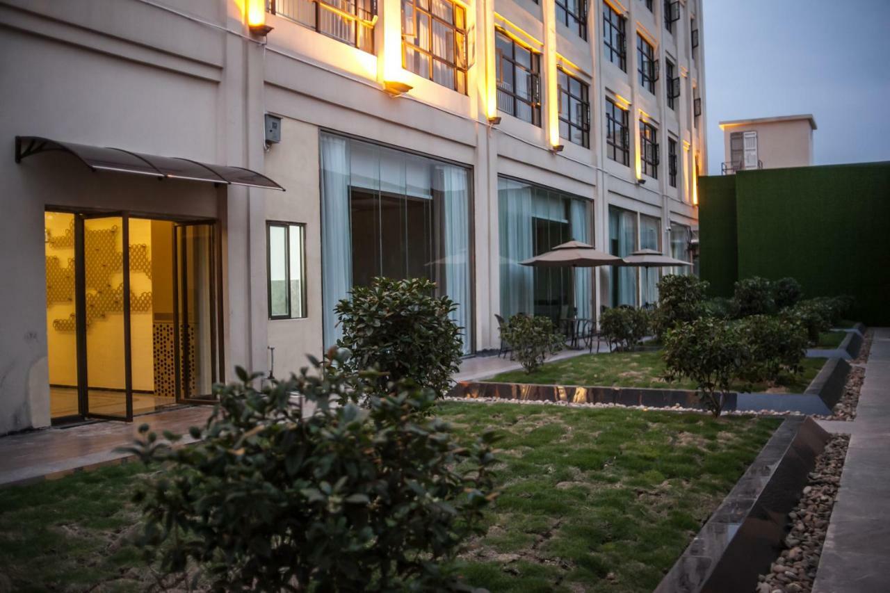 Shunde Spirior Hotel Foshan Exterior photo